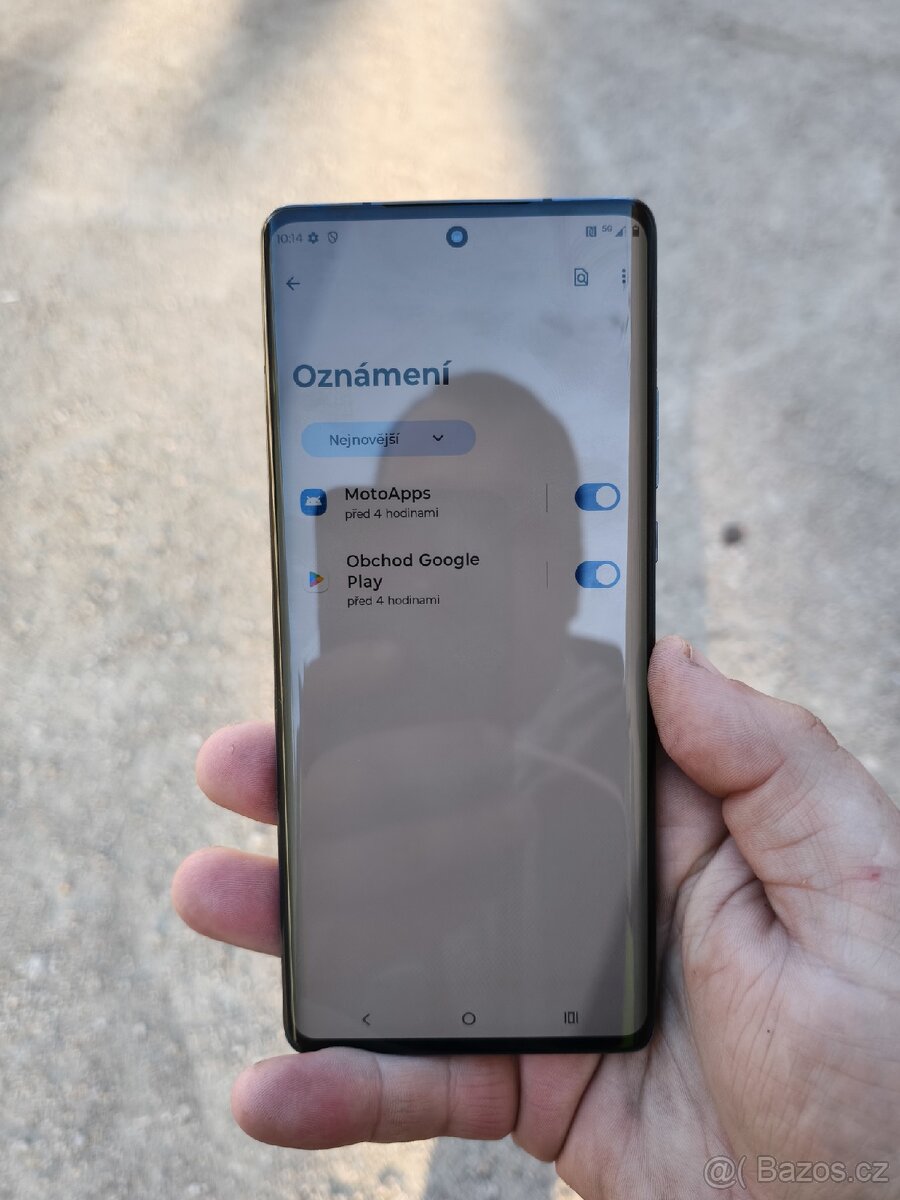 Prodám Motorola edge 30 ultra - 7