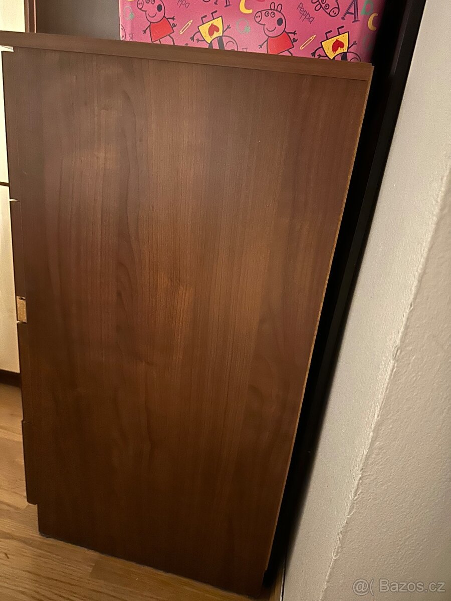 Skříň, rohová skříň a komoda - 7