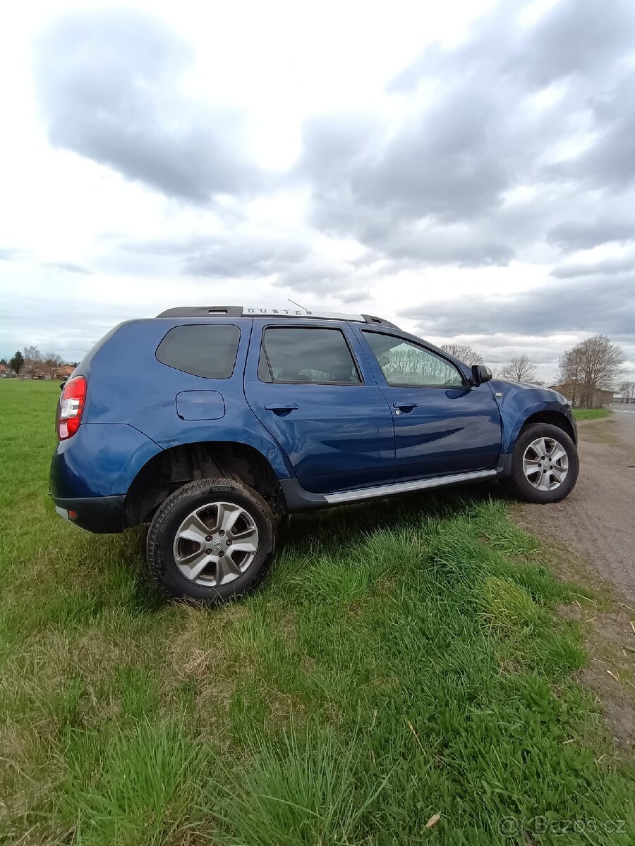 DACIA DUSTER 15 dci Pojizdny -klepe motor - 7