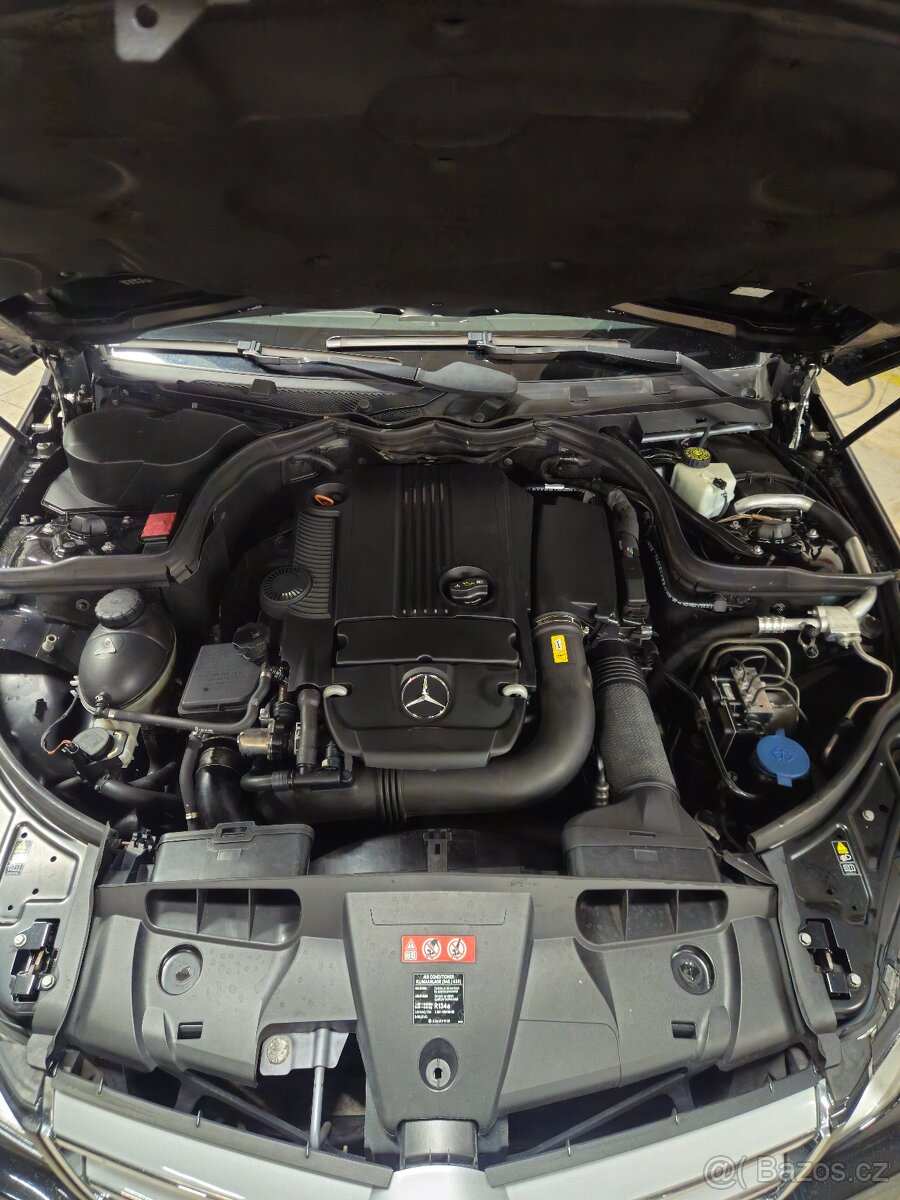 mercedes e200cgi cabrio automat 08/2010 - 7
