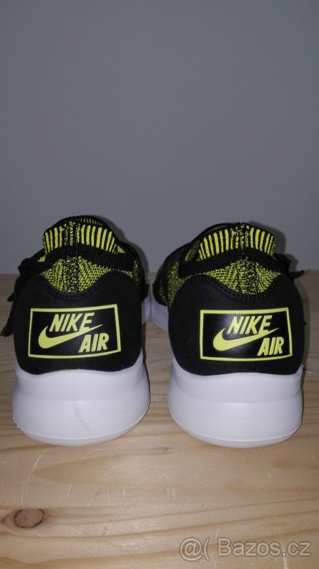 Tenisky NIKE AIR SOCKRACER FLYKNIT MENS vel. 40.5 - 7
