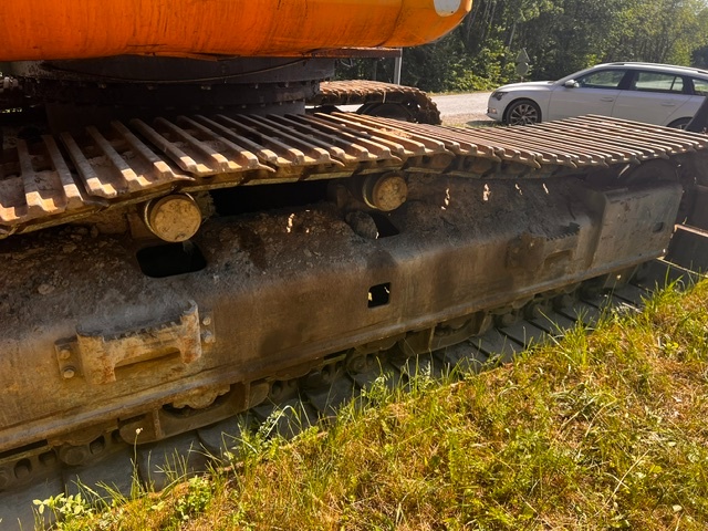 JCB 330 - 7