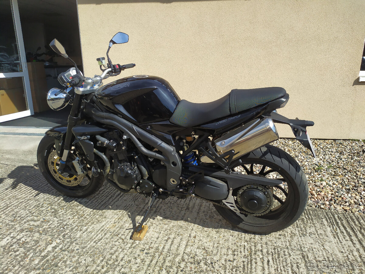 Triumph Speed Triple 1050 - 7