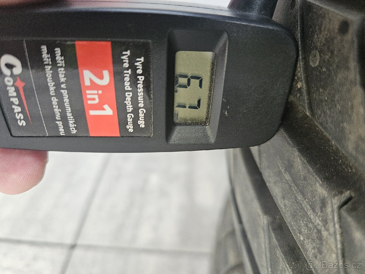 Kumho Ecsta PS71 205/60 R16 - 7