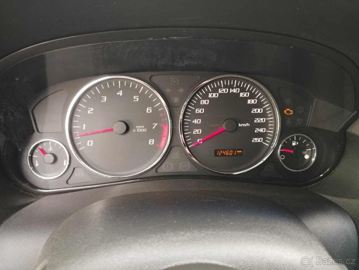 Cadillac SRX V8 4.6i bez LPG 4x4 - 7
