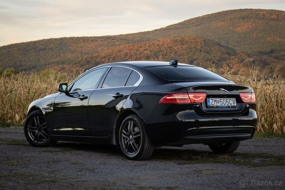 Jaguar XE 2.0 I4D E-Performance AT, 120 kW, A8, 4d., SK auto - 7