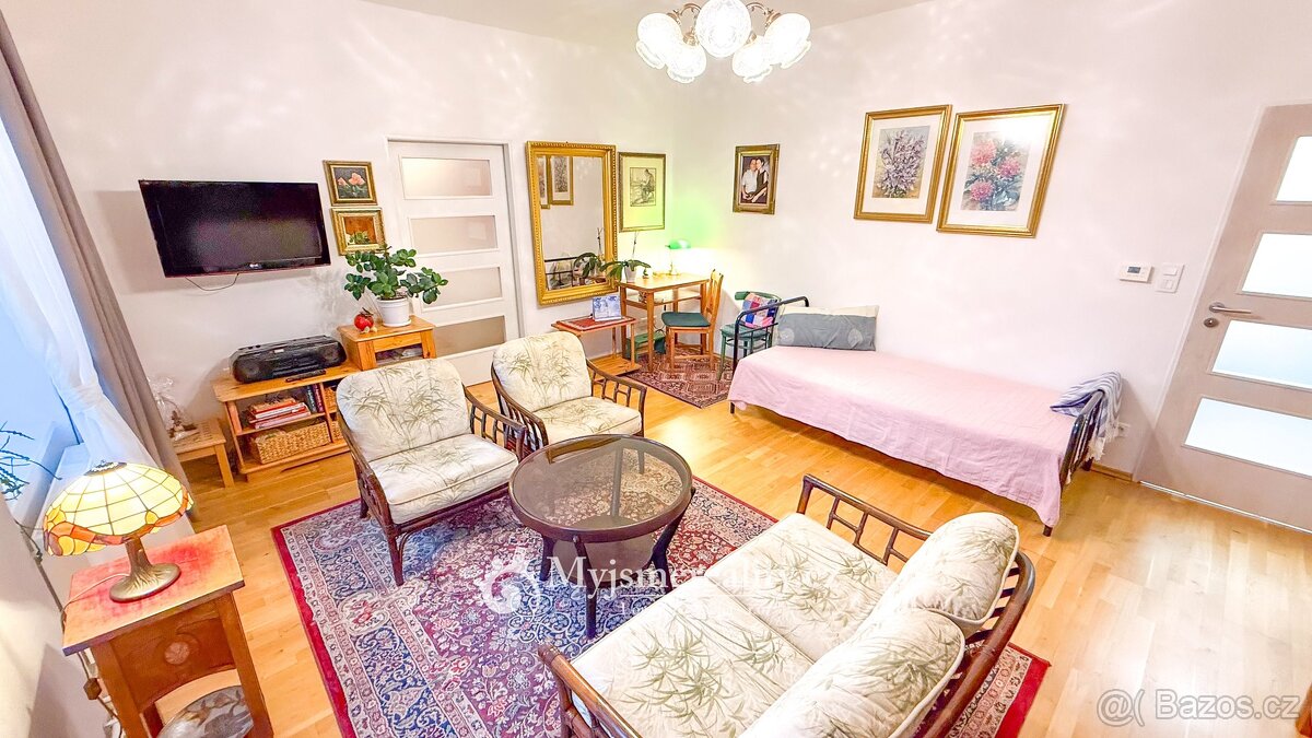 Prodej bytu 2+1 64 m², Znojmo, ulice Na Vinici - 7