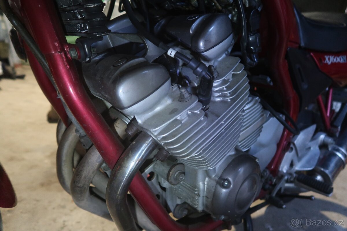 Motor Yamaha XJ 600 N - 7