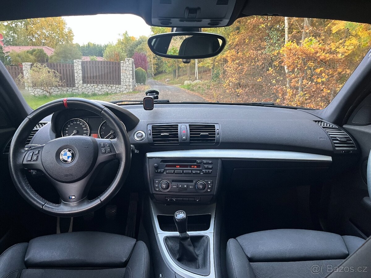 BMW 130i e87 195kW manuál; originální M-Paket - 7