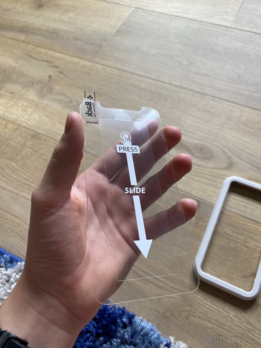 Ochrané skla spigen na iPhone 11 Pro/Xs/X - 7