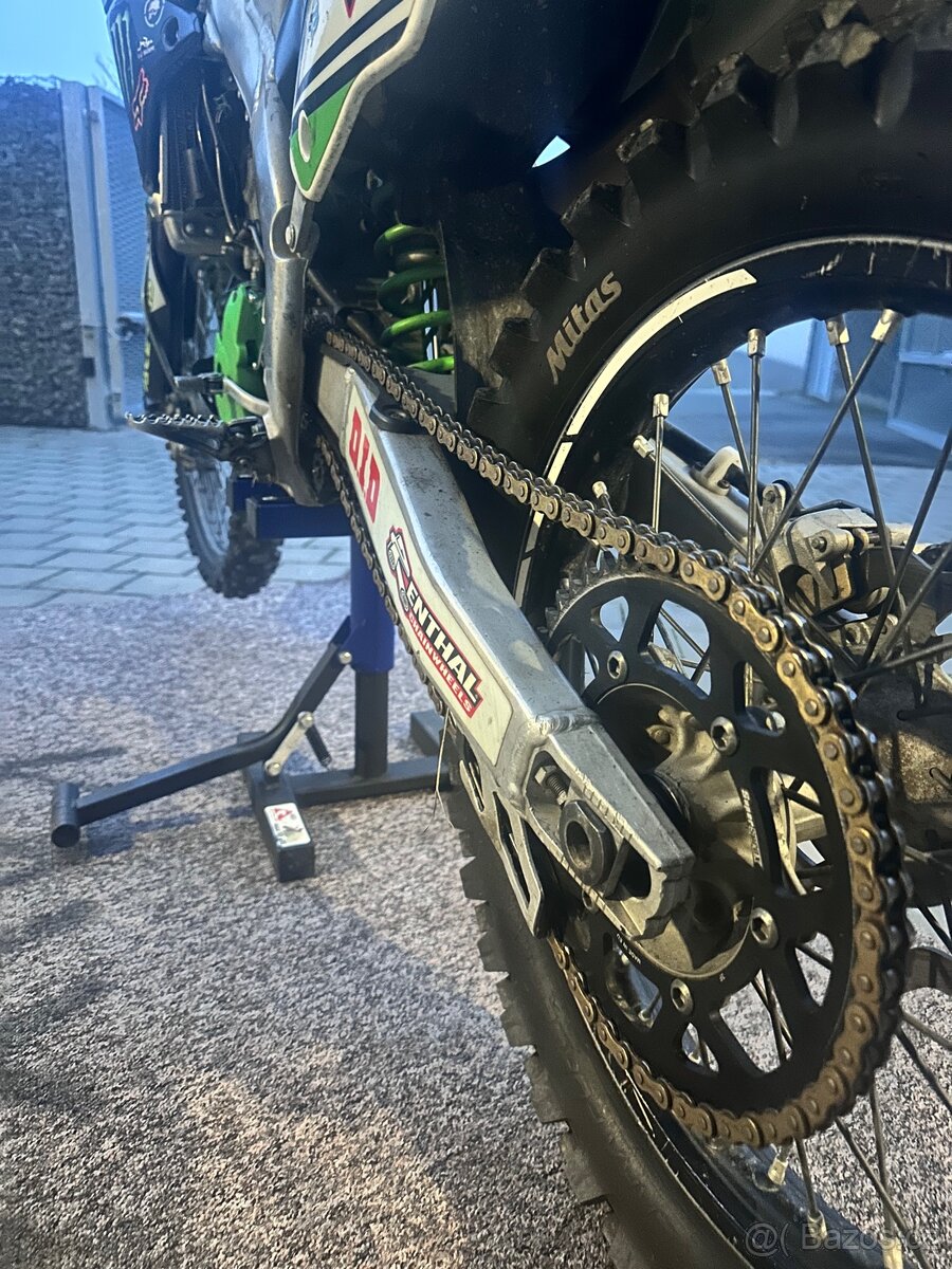 Kawasaki 250 kxf - 7