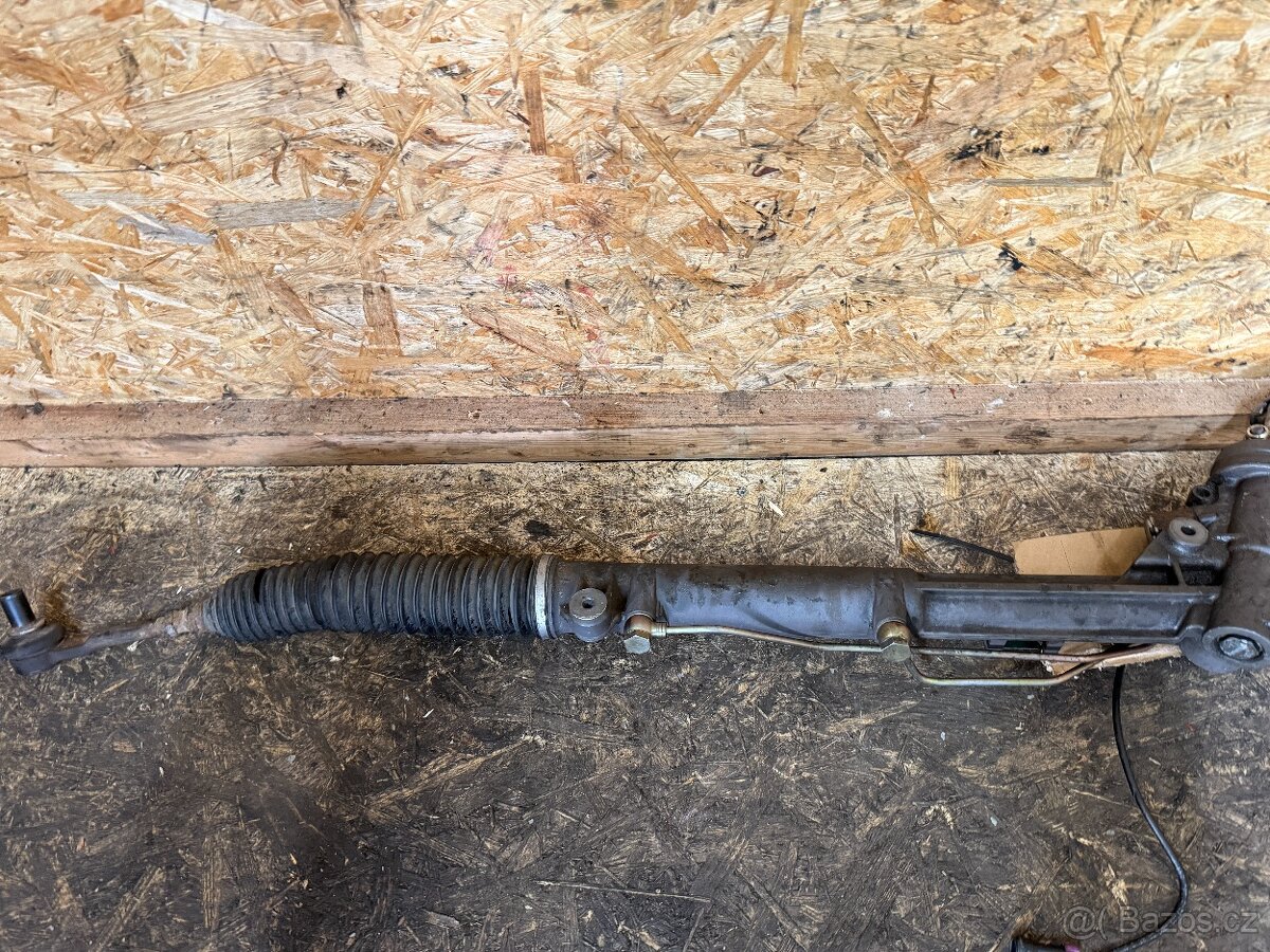 HŘEBENOVÉ ŘÍZENÍ SERVO ŘÍZENÍ AUDI 4B1422066M - 7