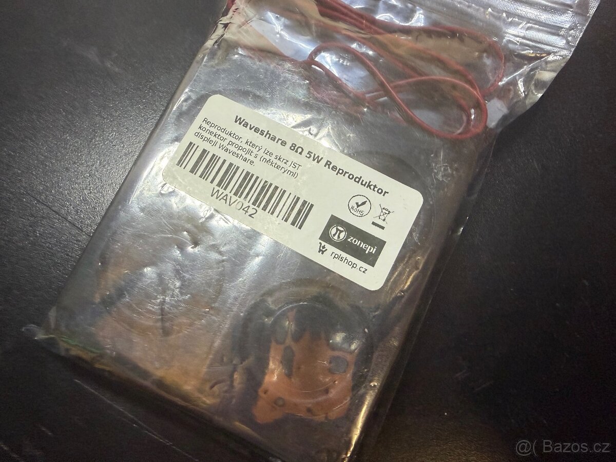 Raspberry Pi 3 Model + display + hodně příslušenství - 7