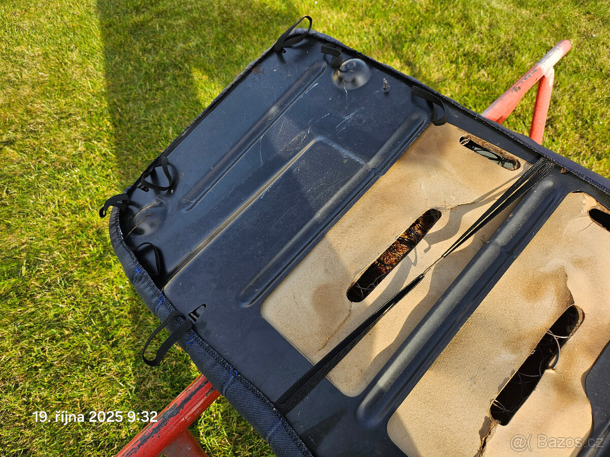 Mercedes W114/115 nové potahy sedadel - 7