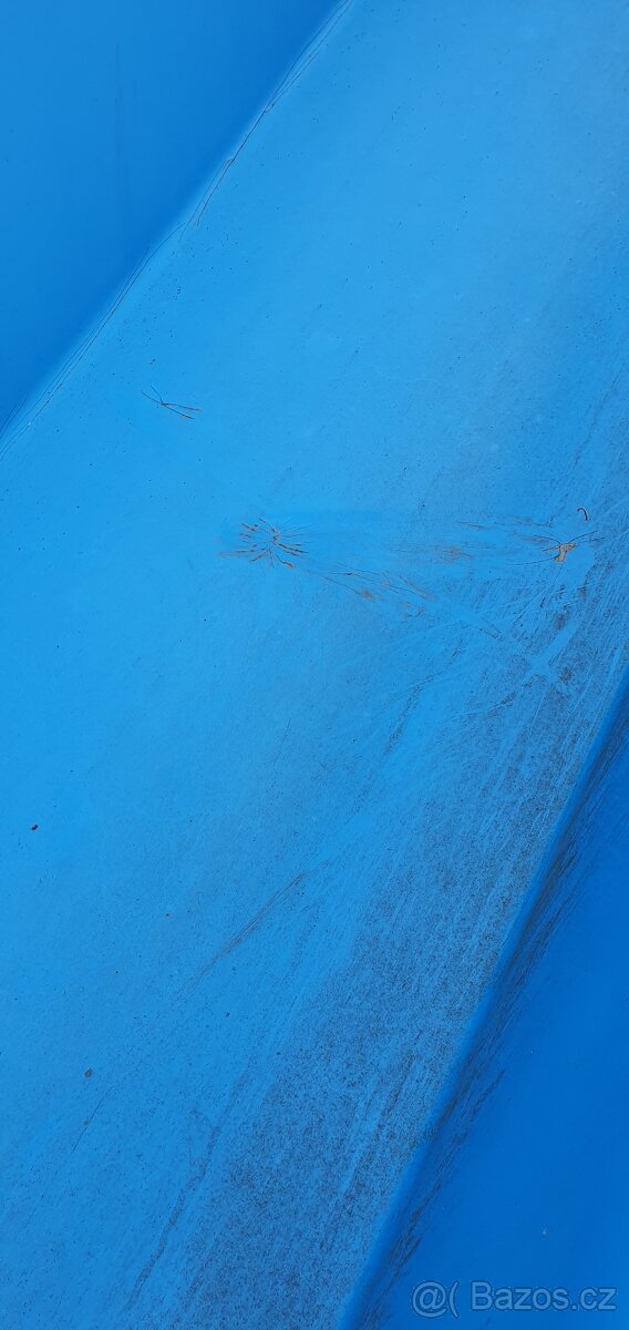 Skluzavka do bazénu s konstrukcí - 7