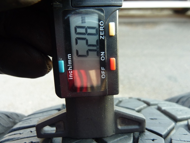 Zimní pneu Semperit 88T 185 60 15 - 7