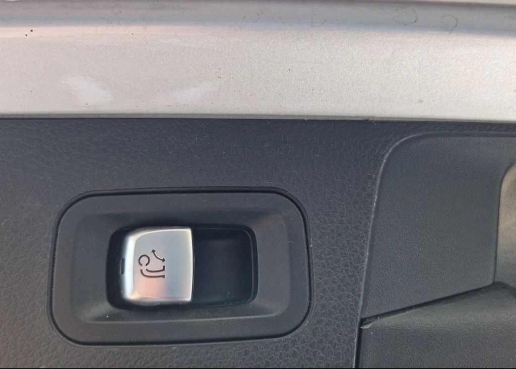 Mercedes-Benz Třídy C, C 250 Bluetec 4matic,AMG paket - 7