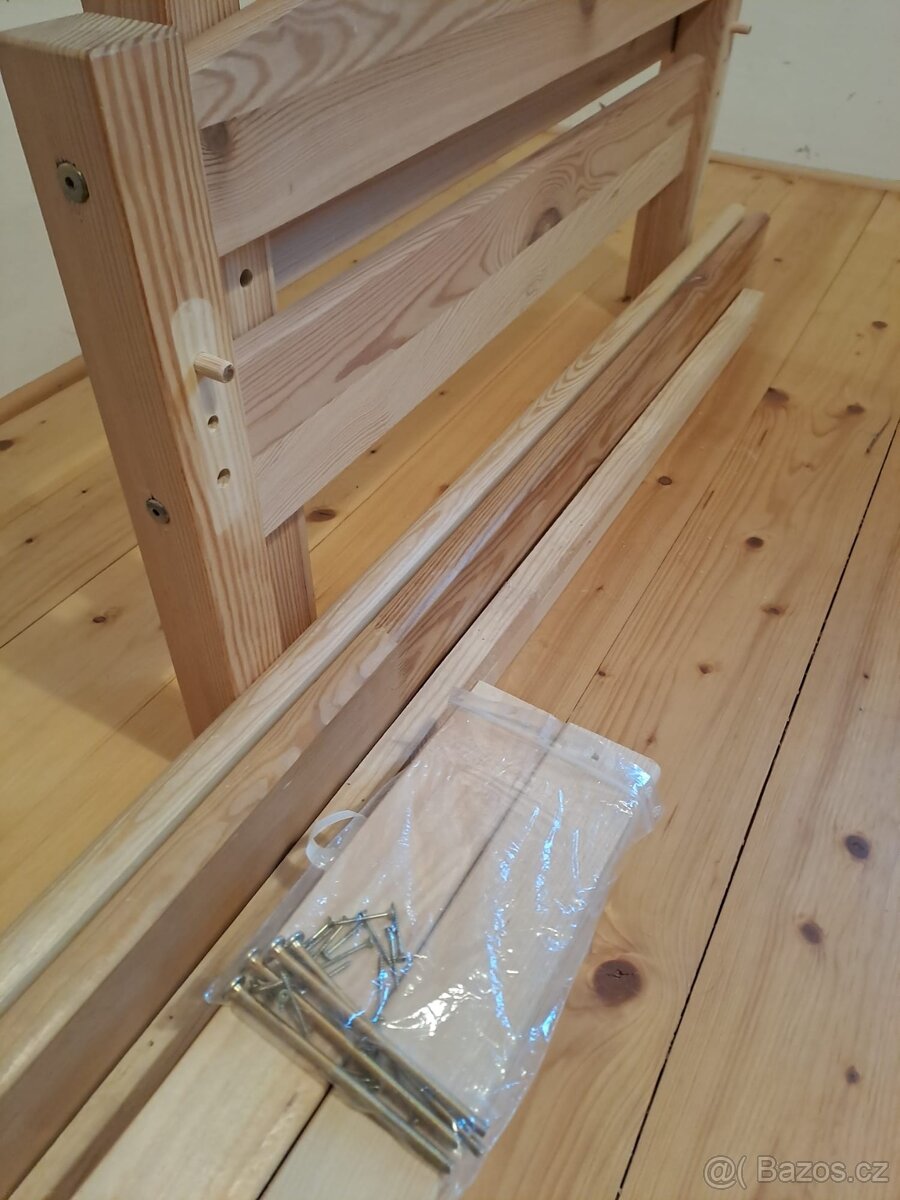 Jednolůžko z borovicoveho masivu - 7