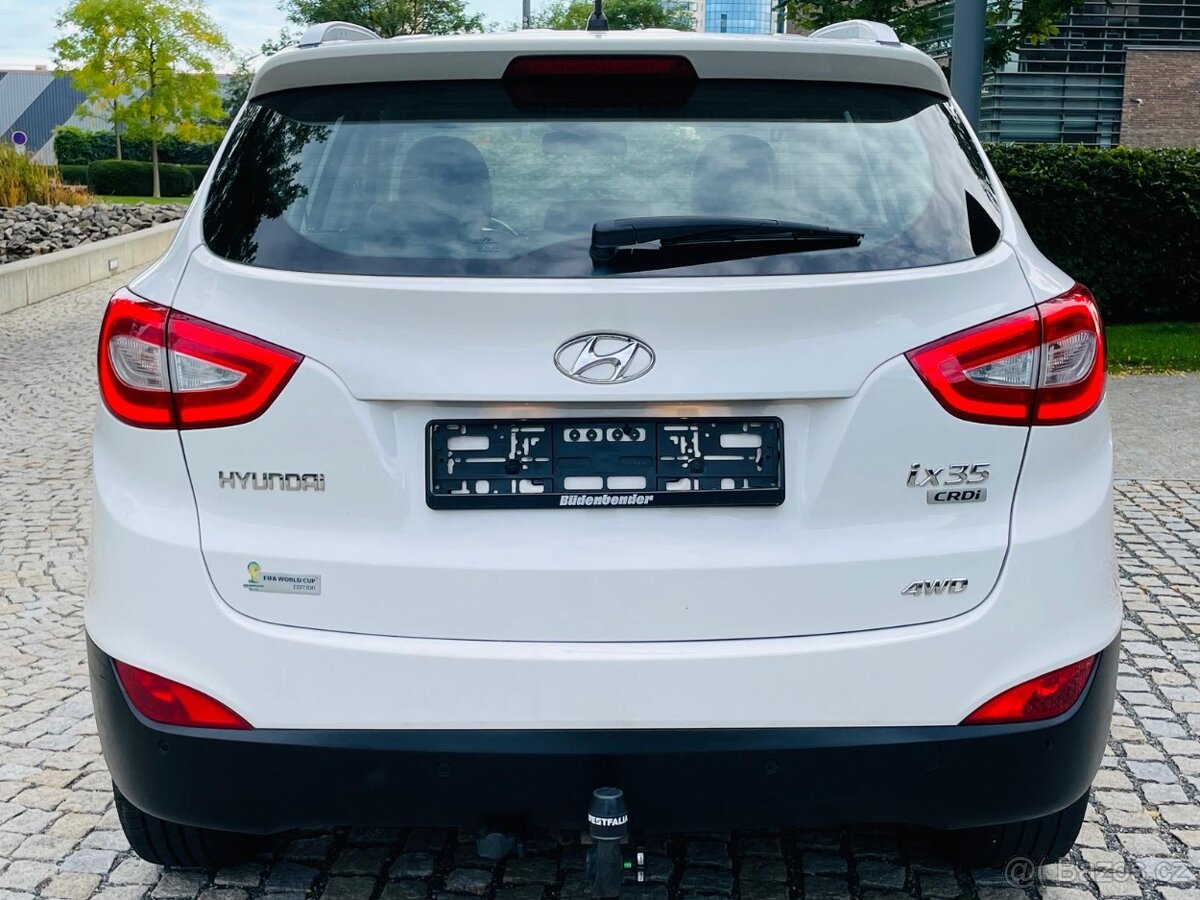 Hyundai ix35 2.0CRDi 4x4 FACELIFT VYHŘEV SERVISKA TAŽNÉ - 7