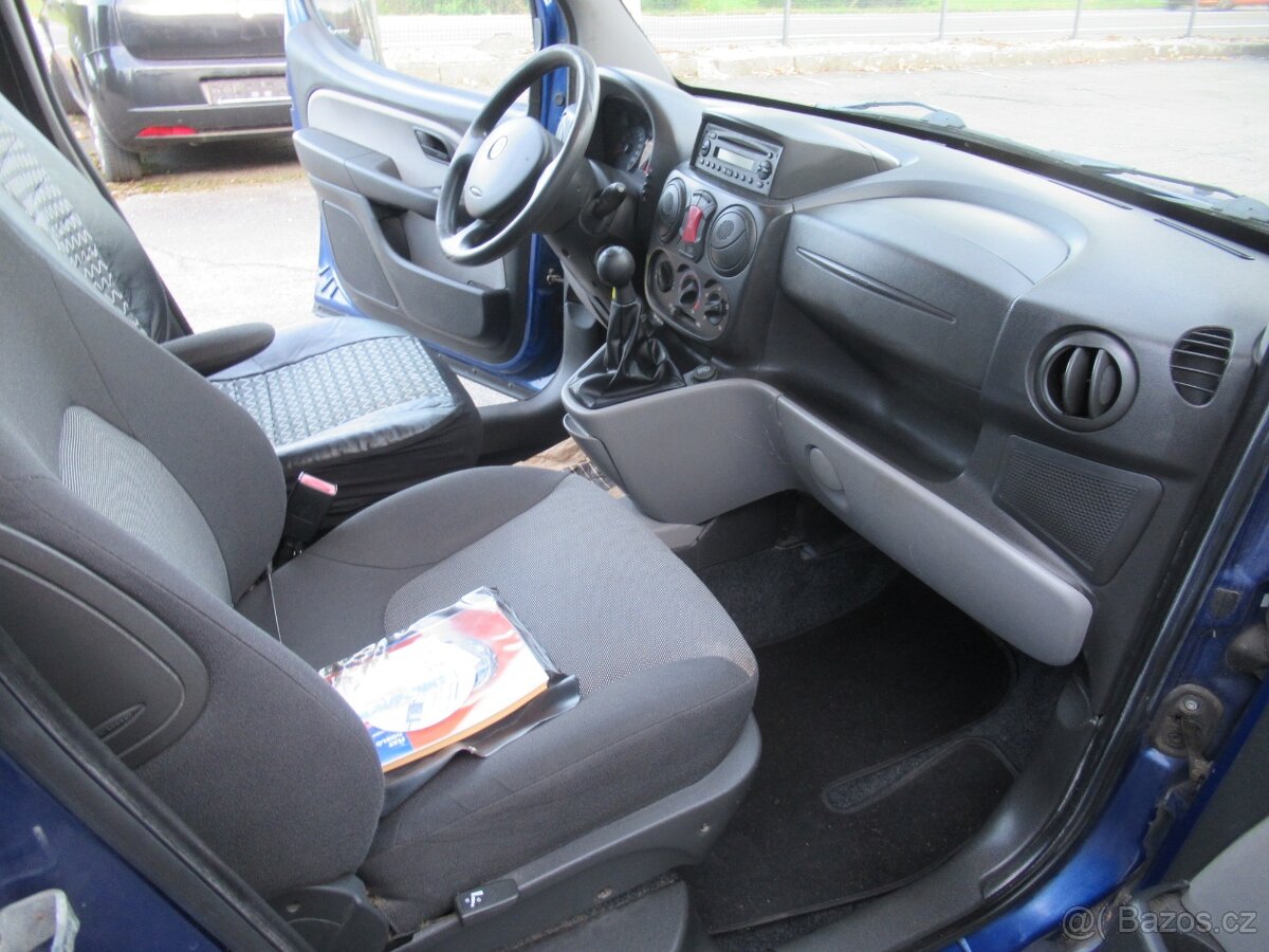 Fiat Doblo 1,4 80k, Klima, Tažné - 7