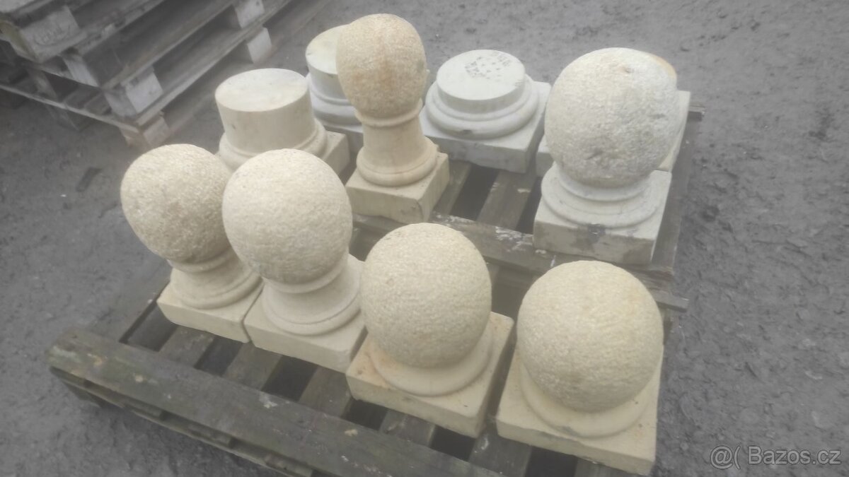 Kamenná koule s podstavcem, pískovcové ozdoby, 6 ks - 7