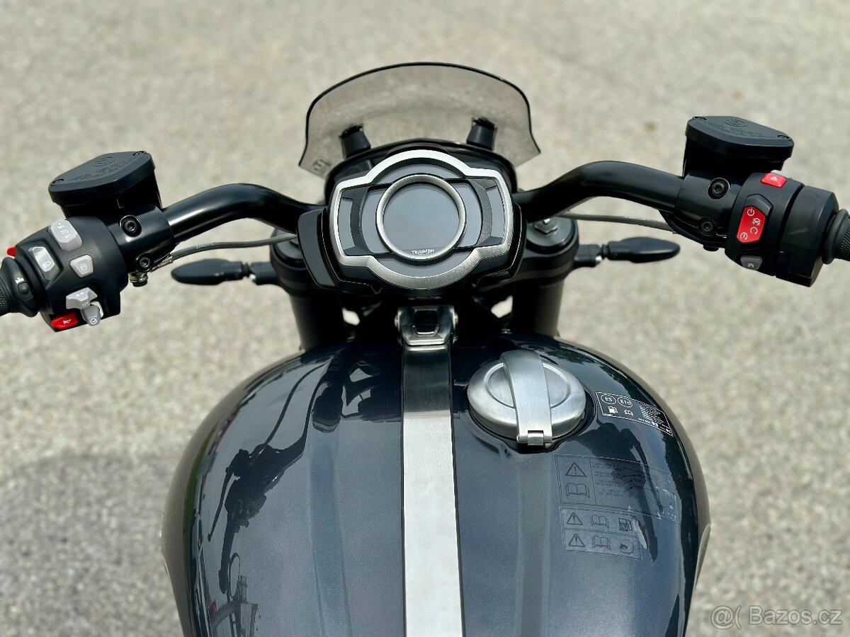 Nový Triumph Rocket 3 GT STORM sleva 60000,- Kč - 7
