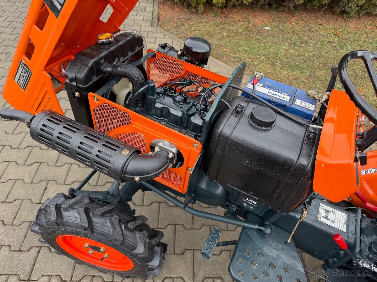 malotraktor Kubota B6001 3válec 4x4 - 7