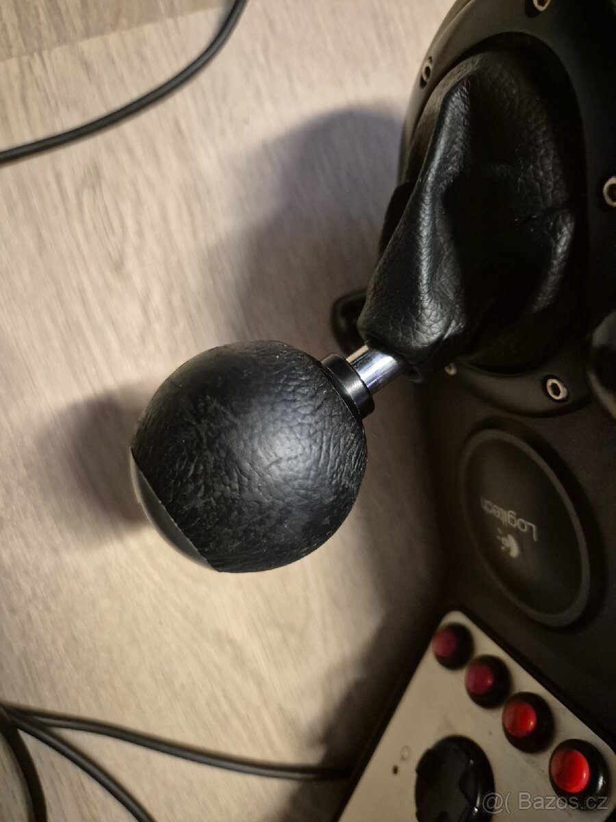 Logitech sada G27 - 7