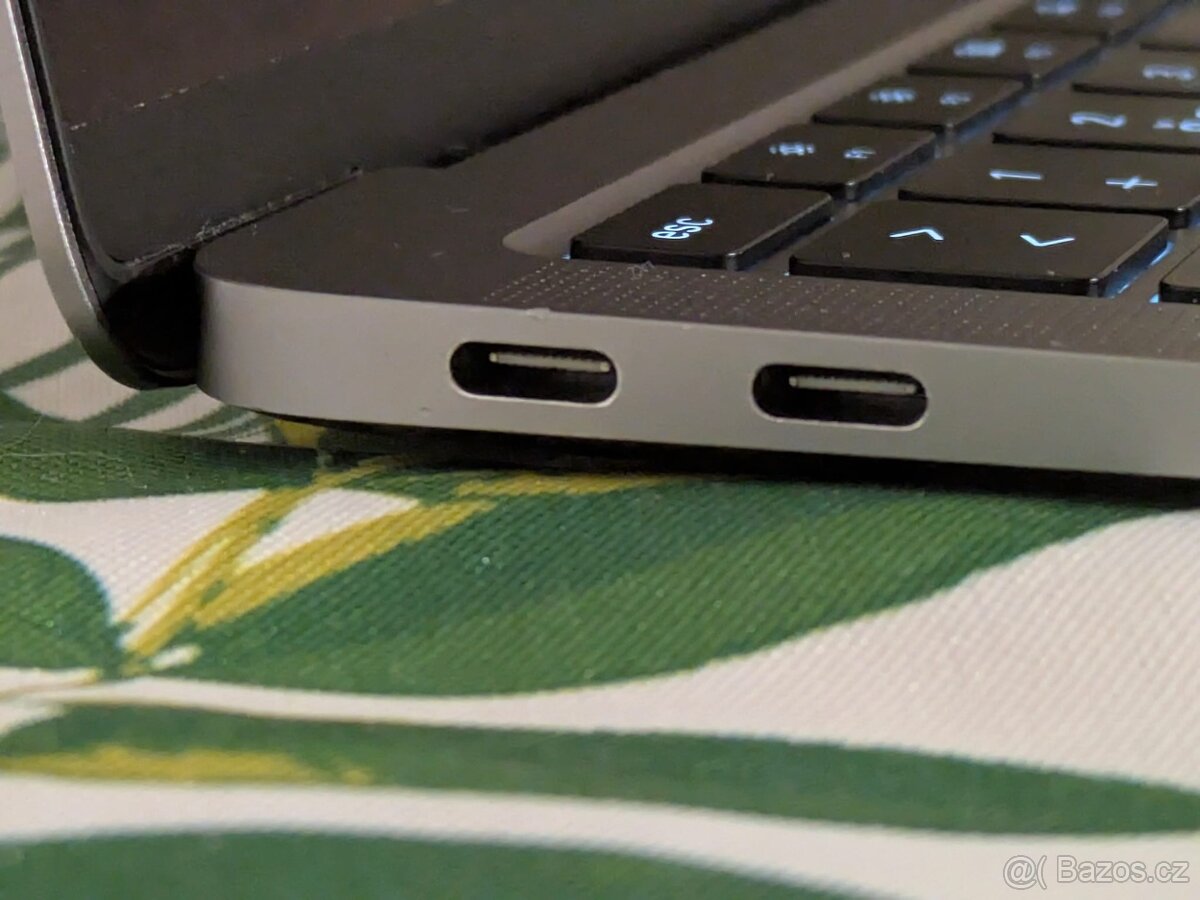 -- MacBook Air M1 -- - 7