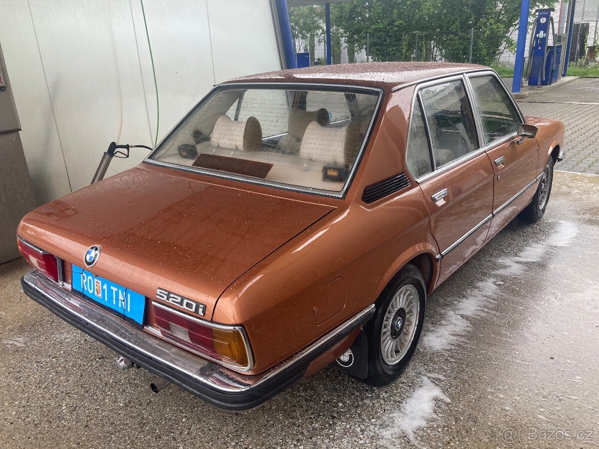 BMW e12 520i 1977 vzácný model - 7