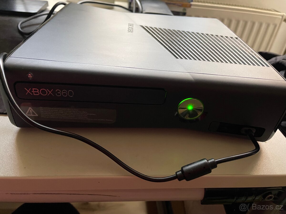 Xbox 360 + kinect + 10 her - 7