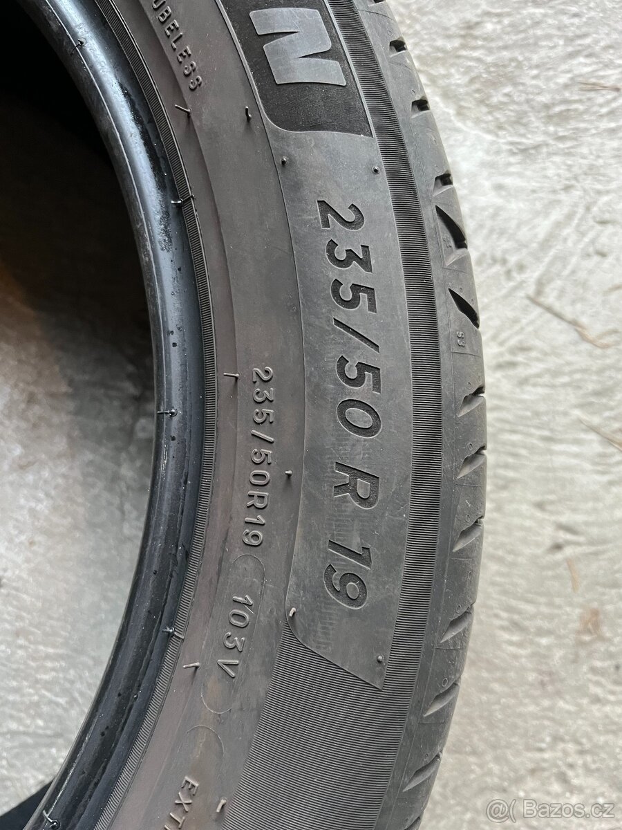 Michelin Primacy 235/50 R19 - 7