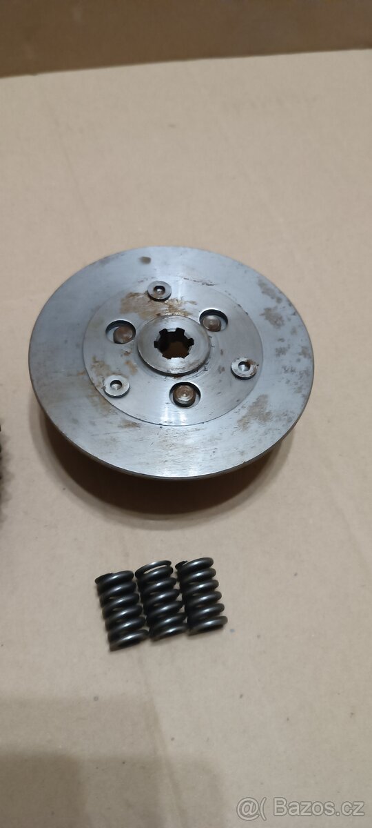 Koš spojky Jawa - 7