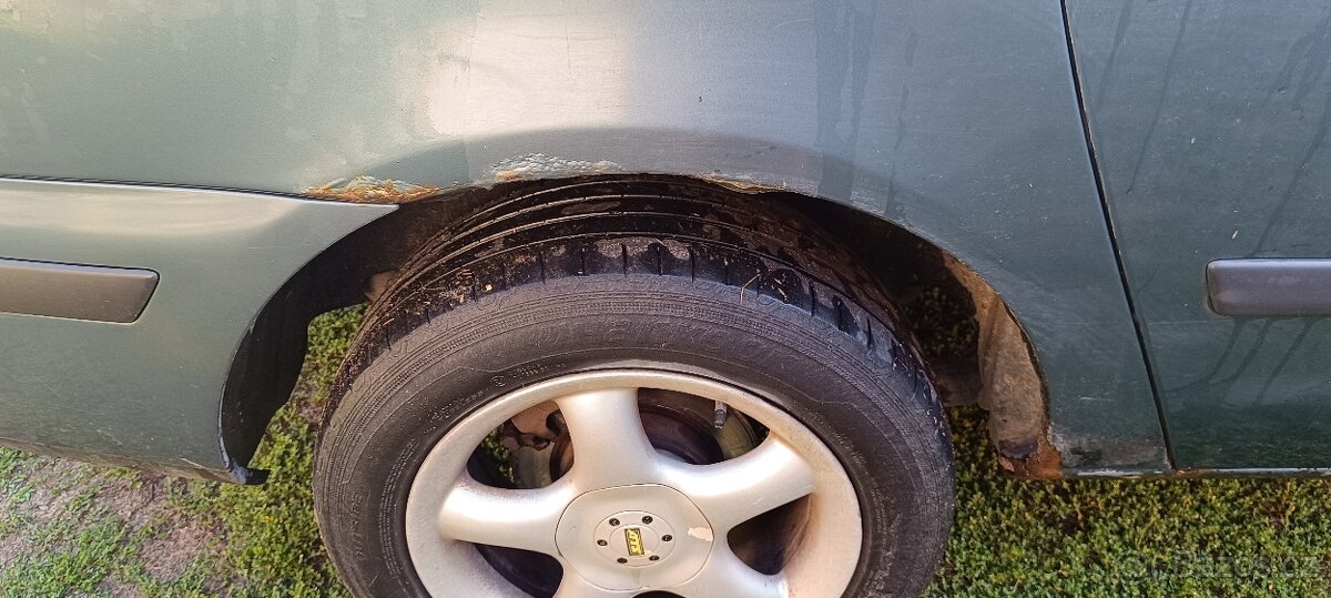 Volkswagen Sharan 1,9tdi, 85kw, r.v.:2001 - 7