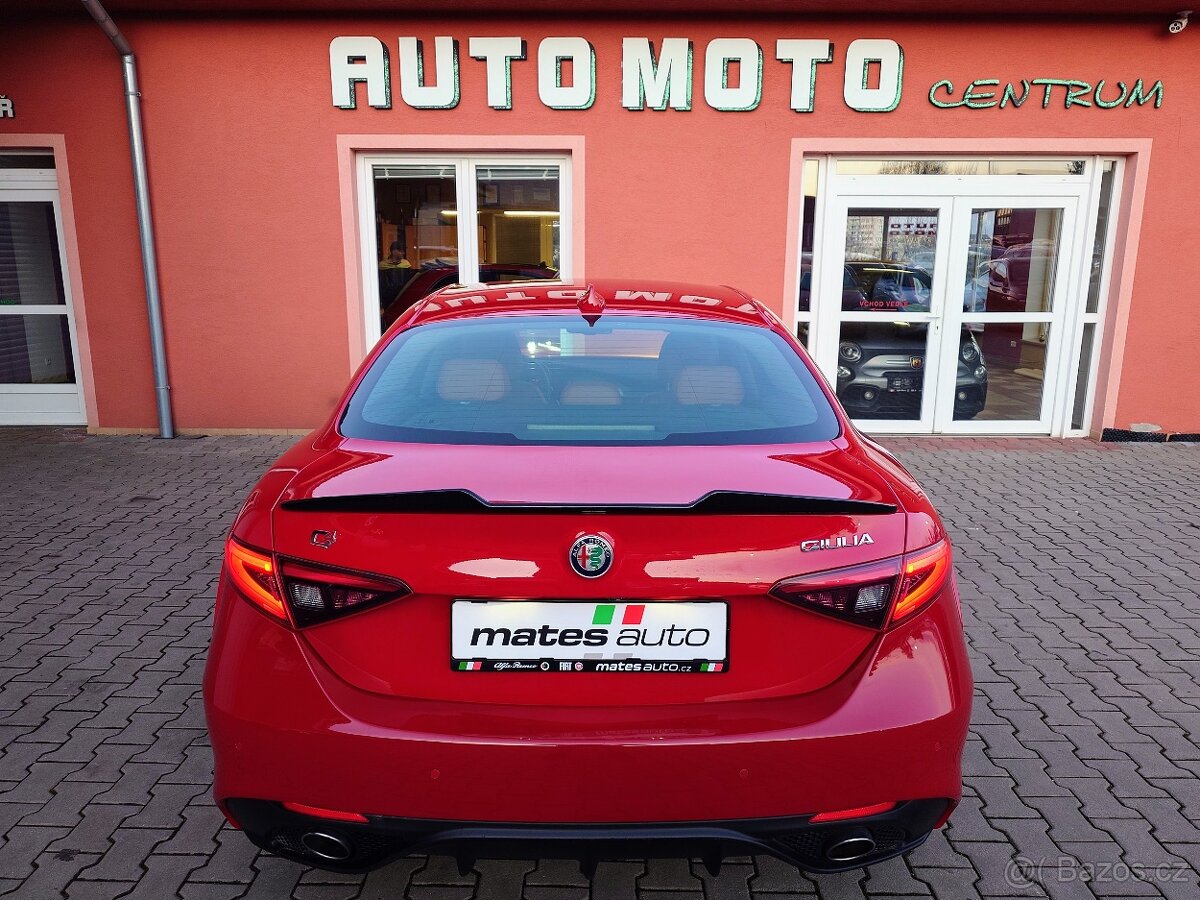 Alfa Romeo Giulia 2017 2.2 JTDM Veloce 154 kW - 7