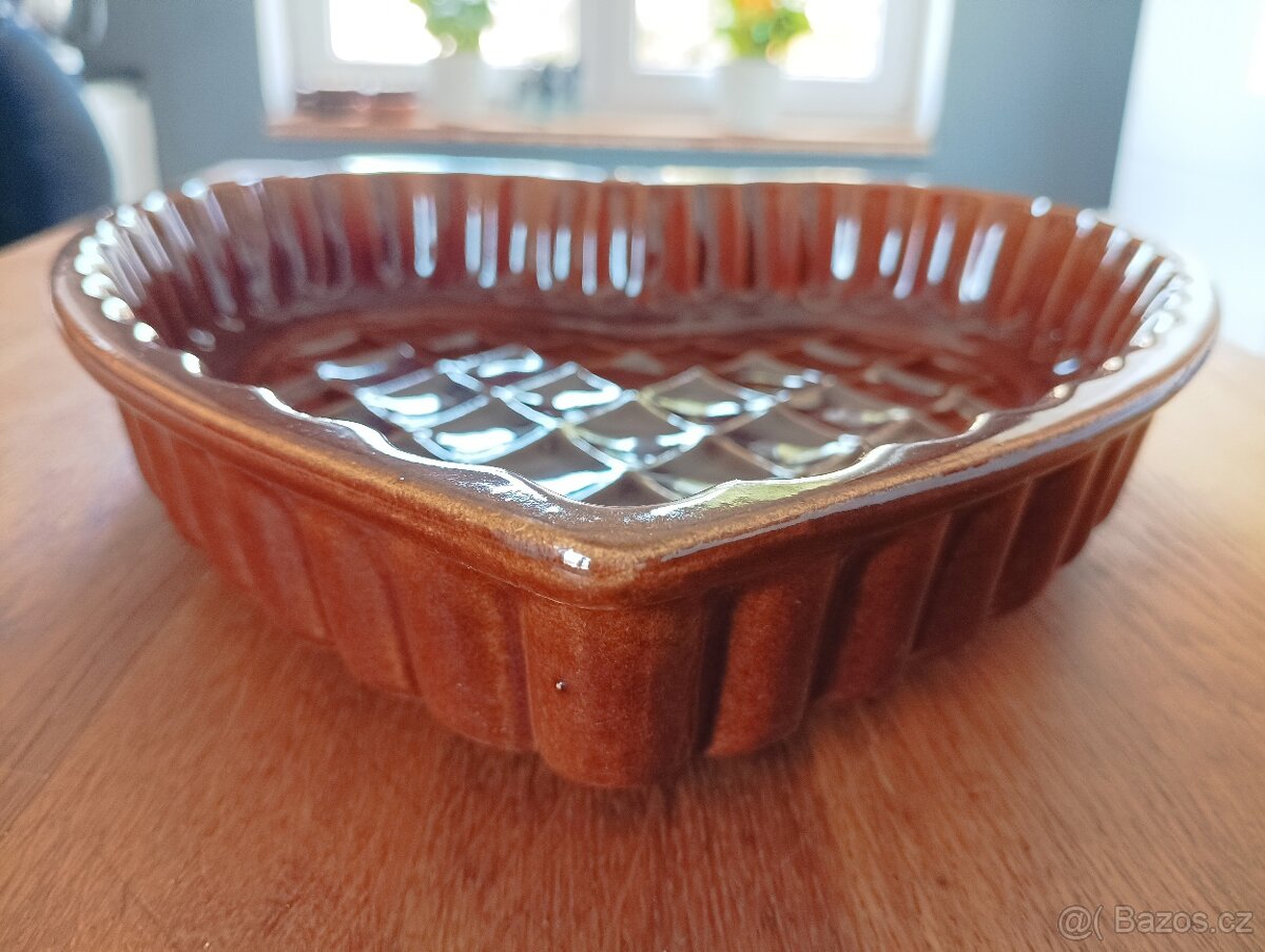 KERAMICKÁ FORMA VE TVARU SRDCE - 7