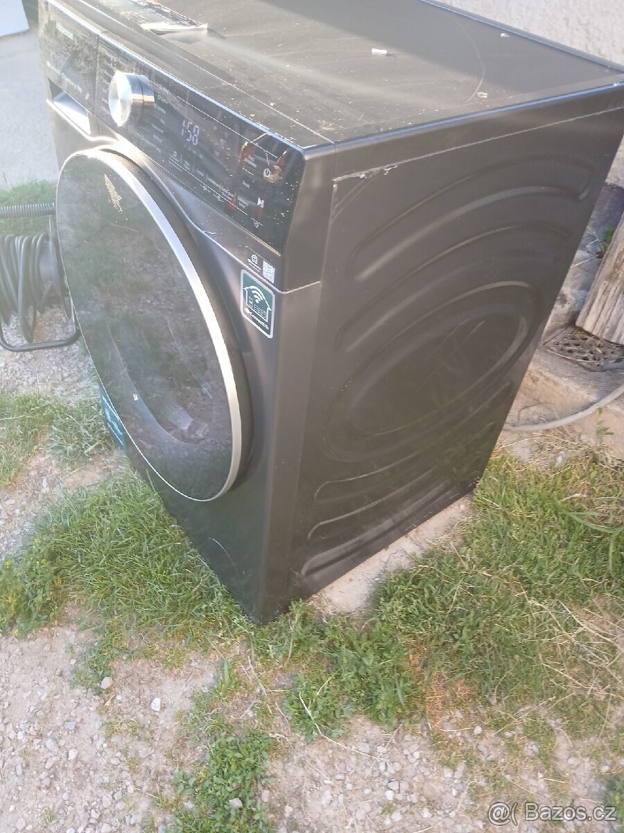 Hisense - 7