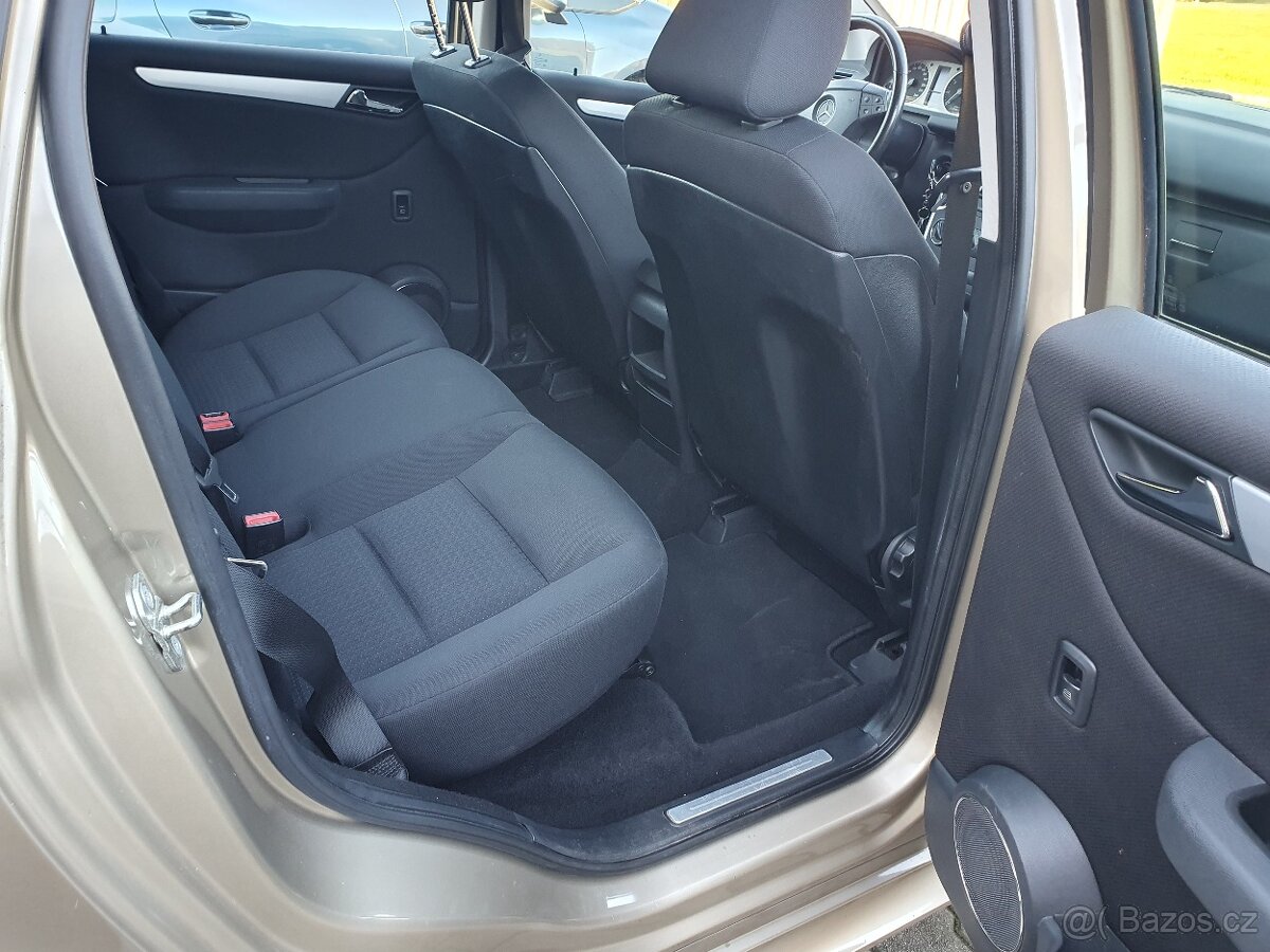 Mercedes-Benz Třídy B200, automat, koupeno v ČR, 128000km - 7