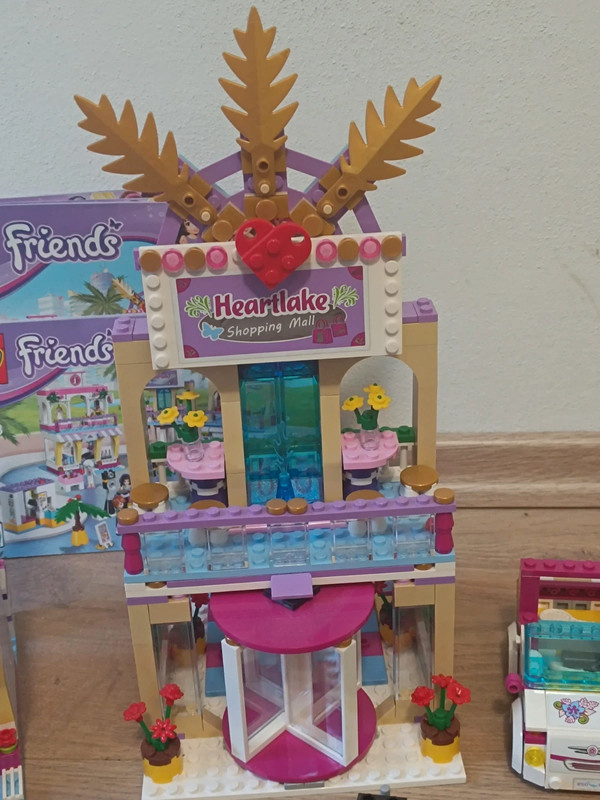 LEGO Friends 41058 Obchodní zóna Heartlake - 7