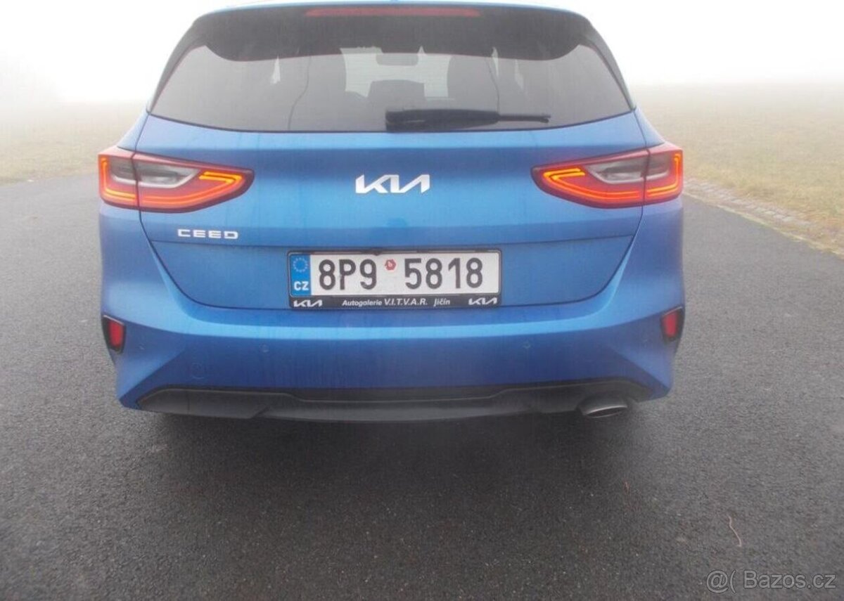 Kia Cee´d 1,5 1 maj koup ČR DPH benzín manuál 118 kw - 7