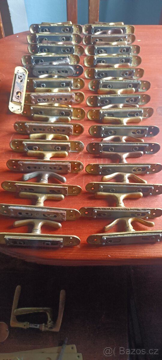 Mosazné kování ,kliky kličky - 7