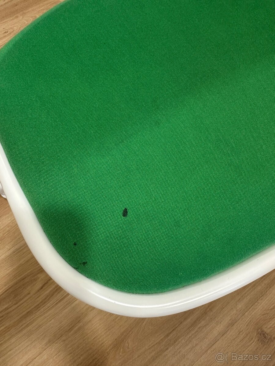 Rostoucí dětský stůl Ikea - 7