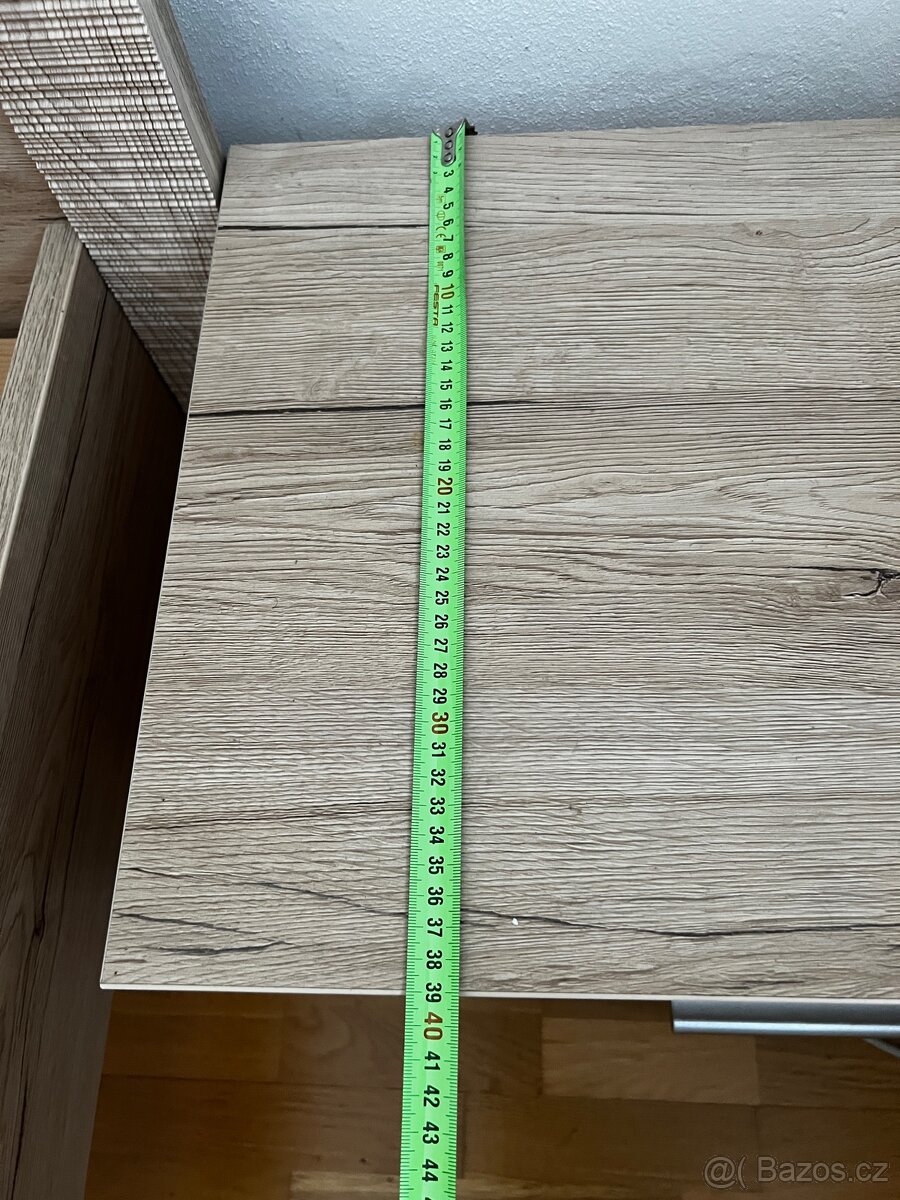 Manželská postel s nočními stolky - 7