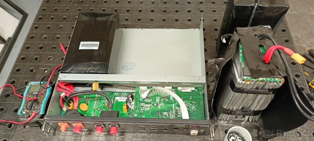 Fotovoltaická baterie pylontech - 7