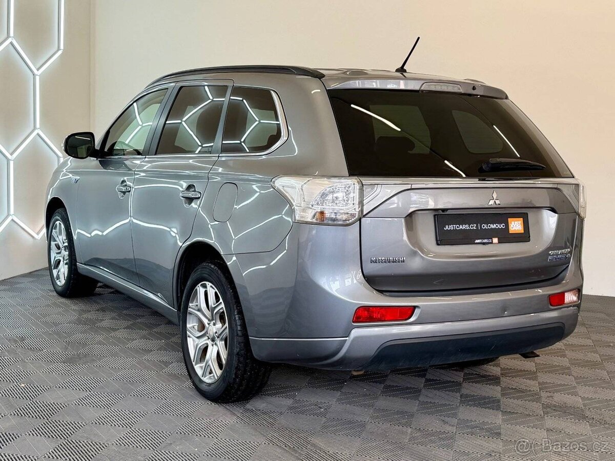 Mitsubishi Outlander, 2.0 PHEV 4WD | Plug-in Hybrid - 7