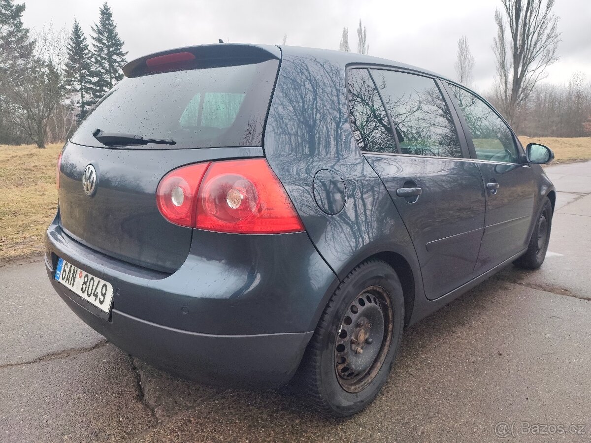 Volkswagen Golf 5 - 7