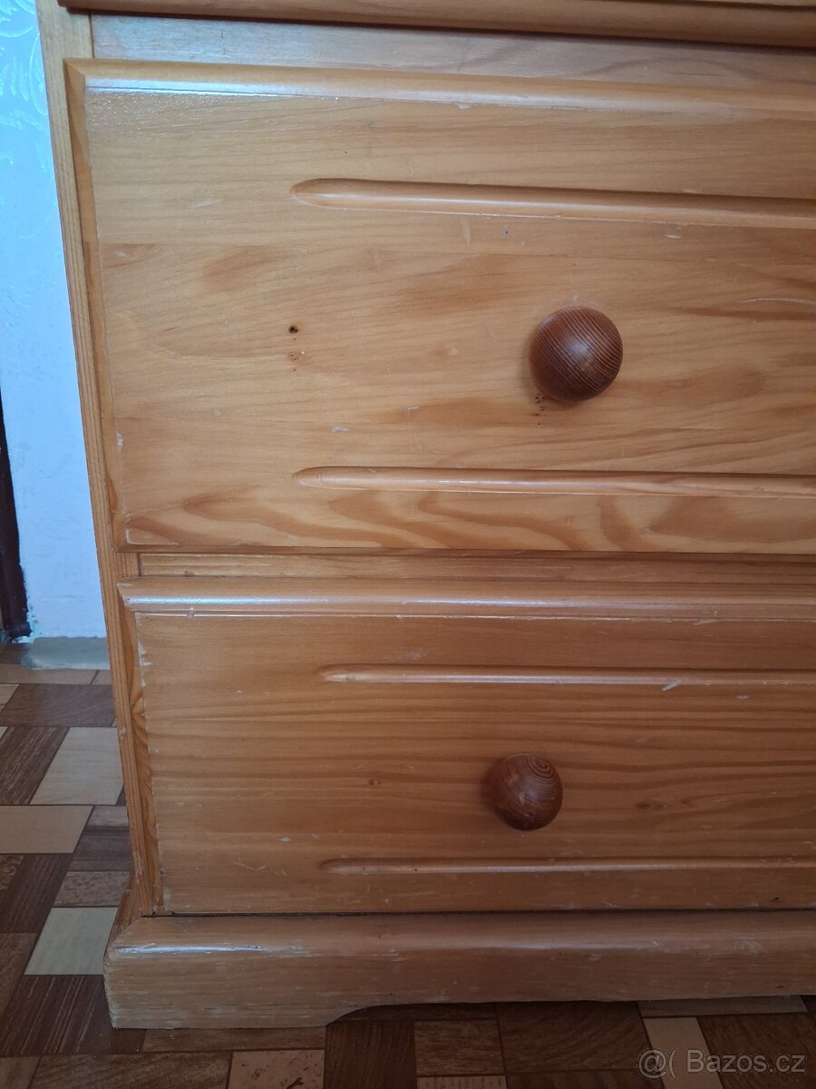 Komoda masiv 5 šuplíků - 7