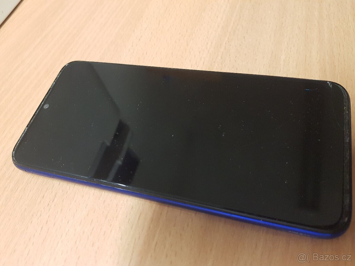 Xiaomi Redmi NOTE 8T lehce prasklý - 7