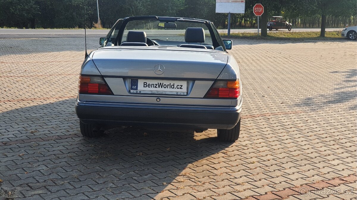 Mercedes-Benz W124 300-24CE kabrio - 7