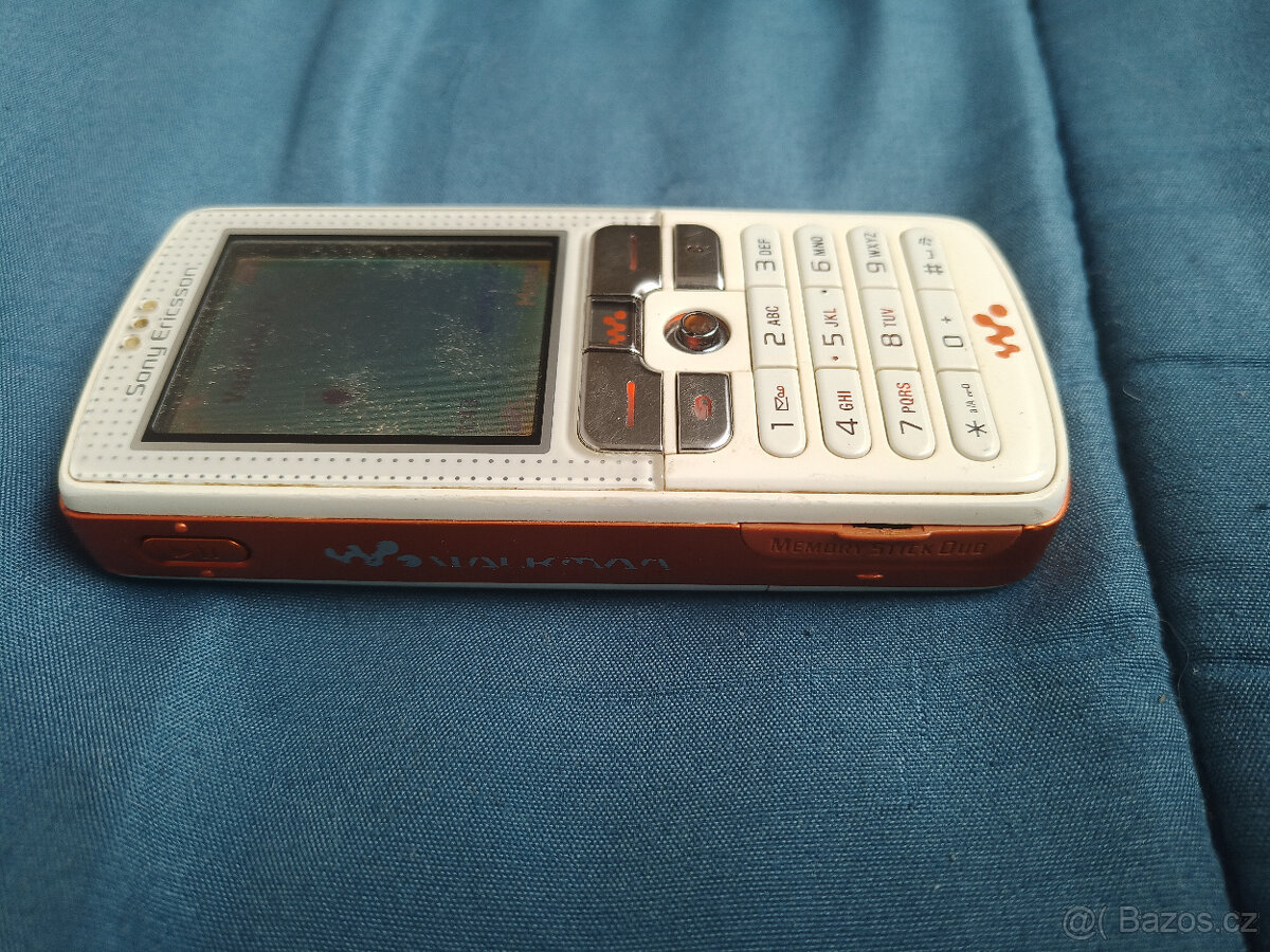 Sony Ericsson W800i - 7
